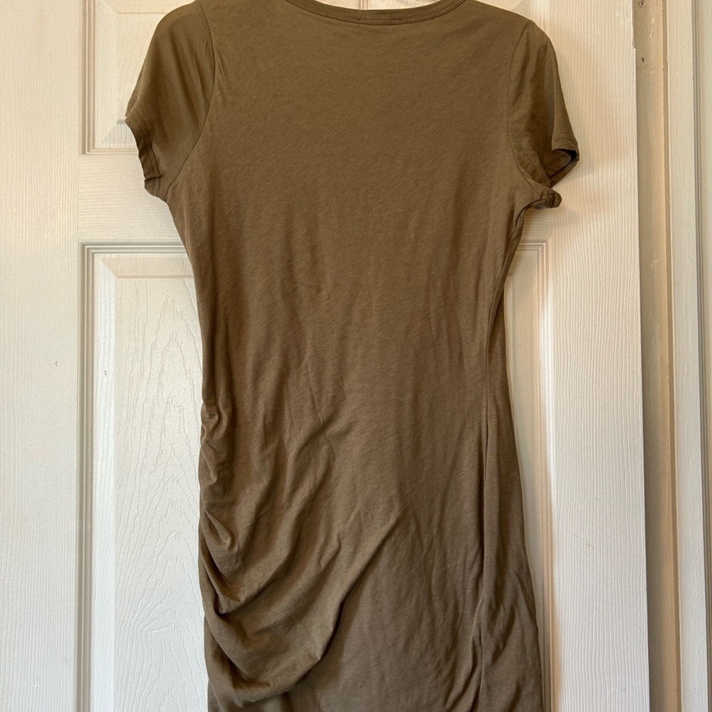 La Miel Summer Dress olive green size M bodycon ruched NWOT - Picture 5 of 11